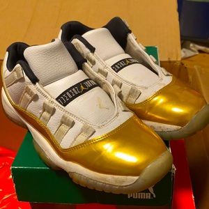 Jordan 11s low top